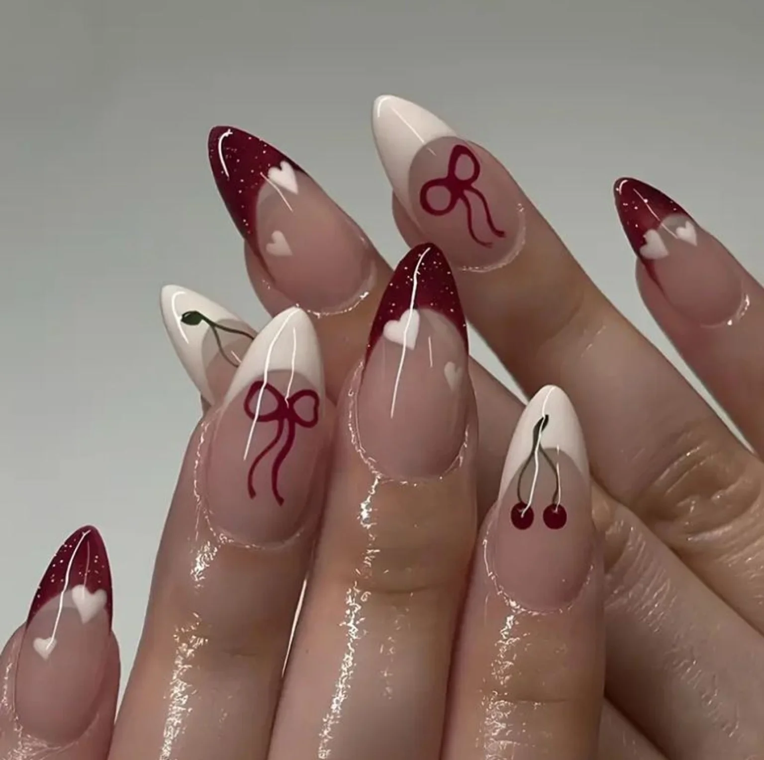 Almond-Shaped Press-On Nails