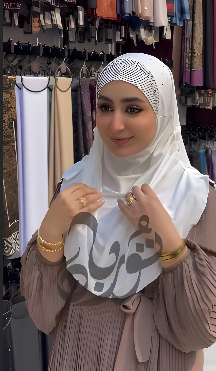 Crystal Shine Lycra Hijab - Image 7