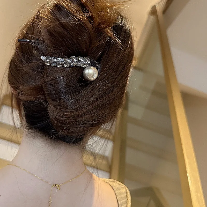 Crystal Wheat Pearl Twist Rhinestone Hair Clip - Image 4