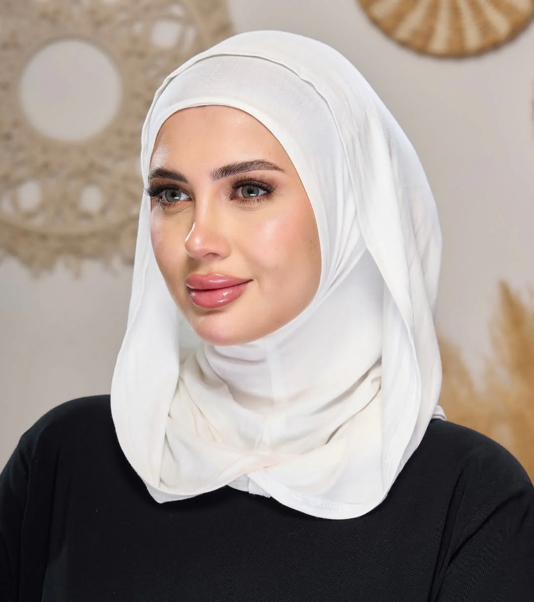 Easy Slip-On Hijab with Hood - Image 3