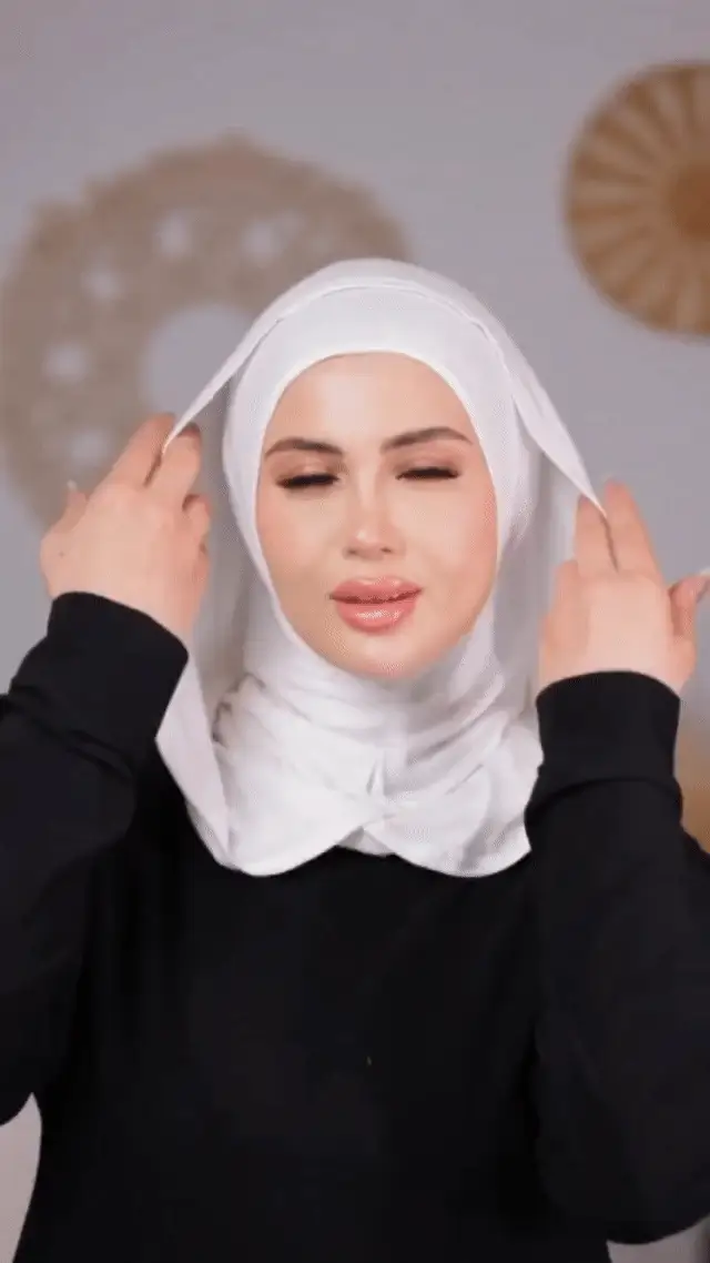 Easy Slip-On Hijab with Hood - Image 4