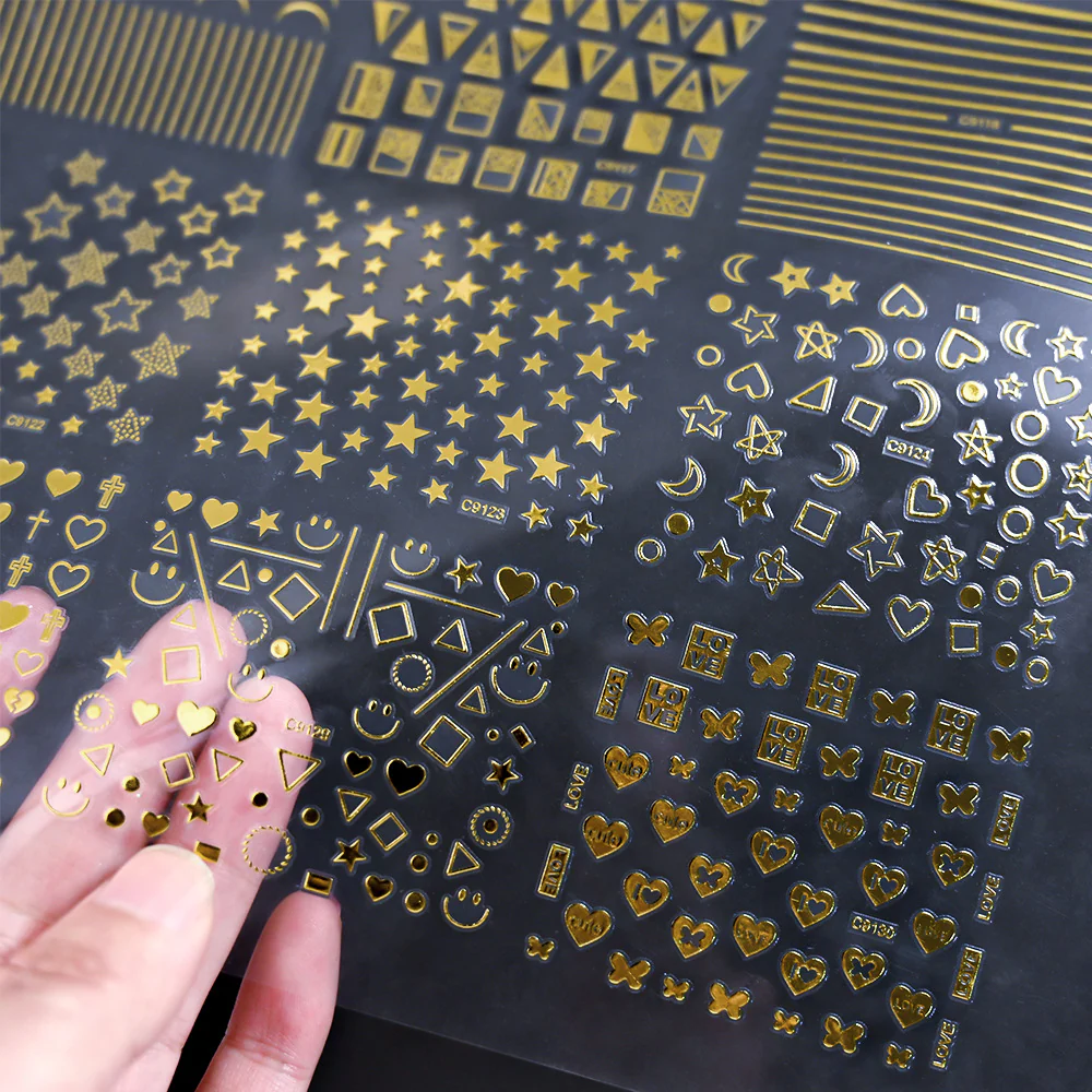Elegant Gold Nail Art Stickers - Image 3