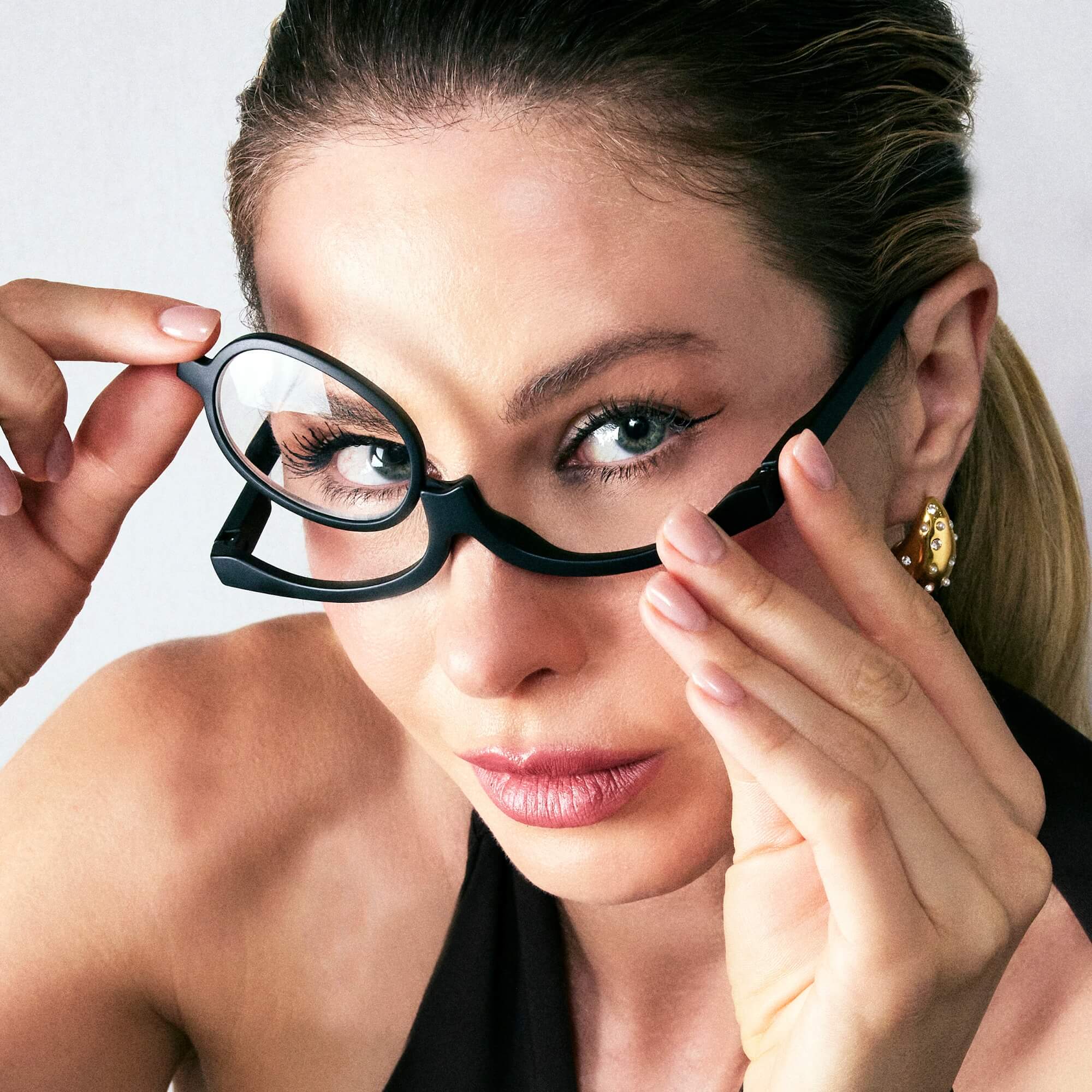 Flip-Down Makeup Glasses - Image 6