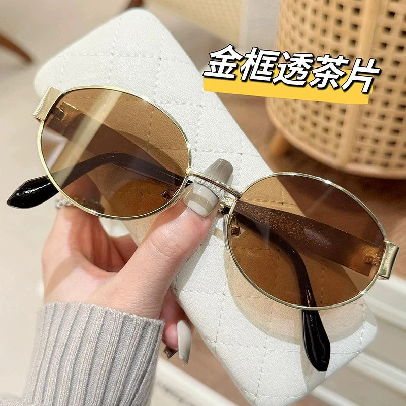 Ladies Fashion Oval Sunglasses - Image 4