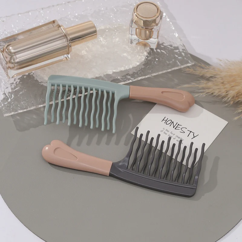 Long Tooth Styling Comb - Image 3