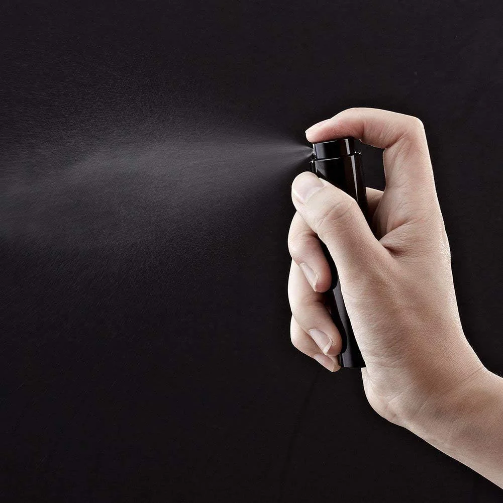 Luxurious Cosmetic Liquid Spray Bottle with Pump - Image 2