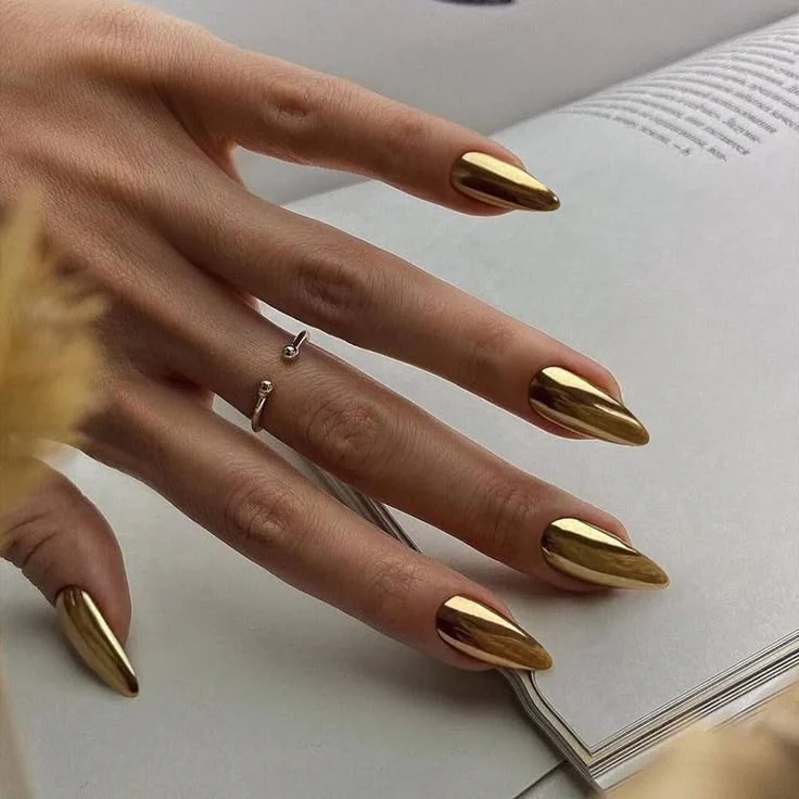MoonShine Metallic Chrome Nail Art Powder - Image 4