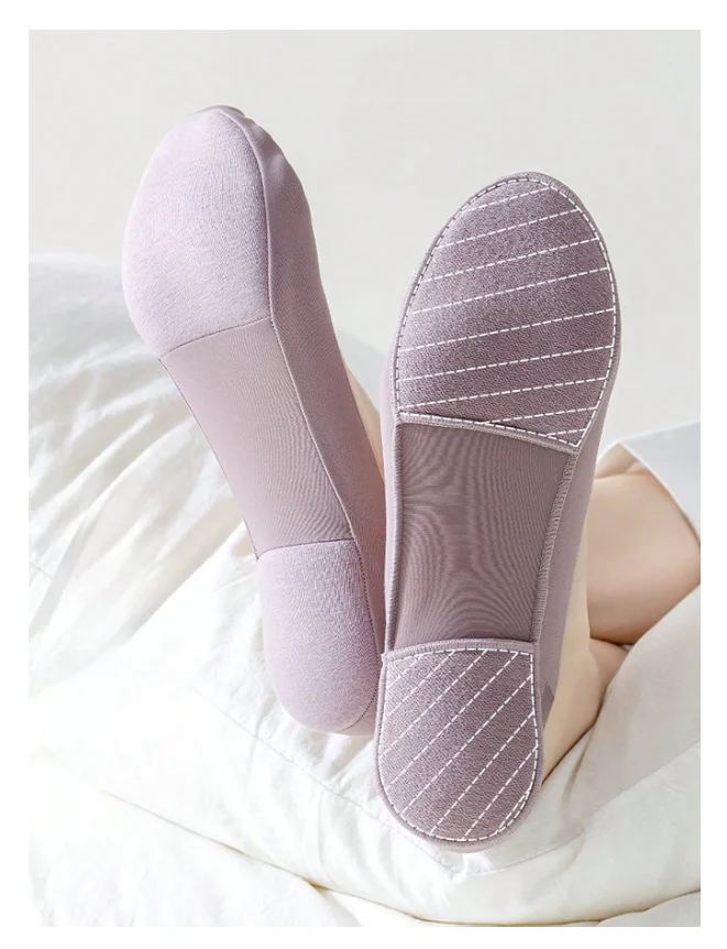 Soft Sponge Invisible Boat Socks - Image 2