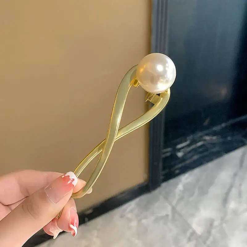 Sweet Barrettes Pearl Hair Grips - Image 2