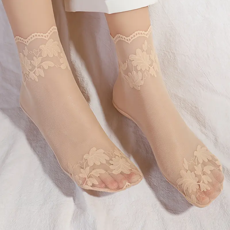 Women’s Floral Print Lace Boat Socks - Image 2