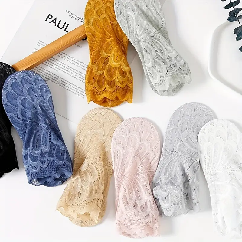 Women'S Lace Floral Mesh Ankle Socks - Image 5